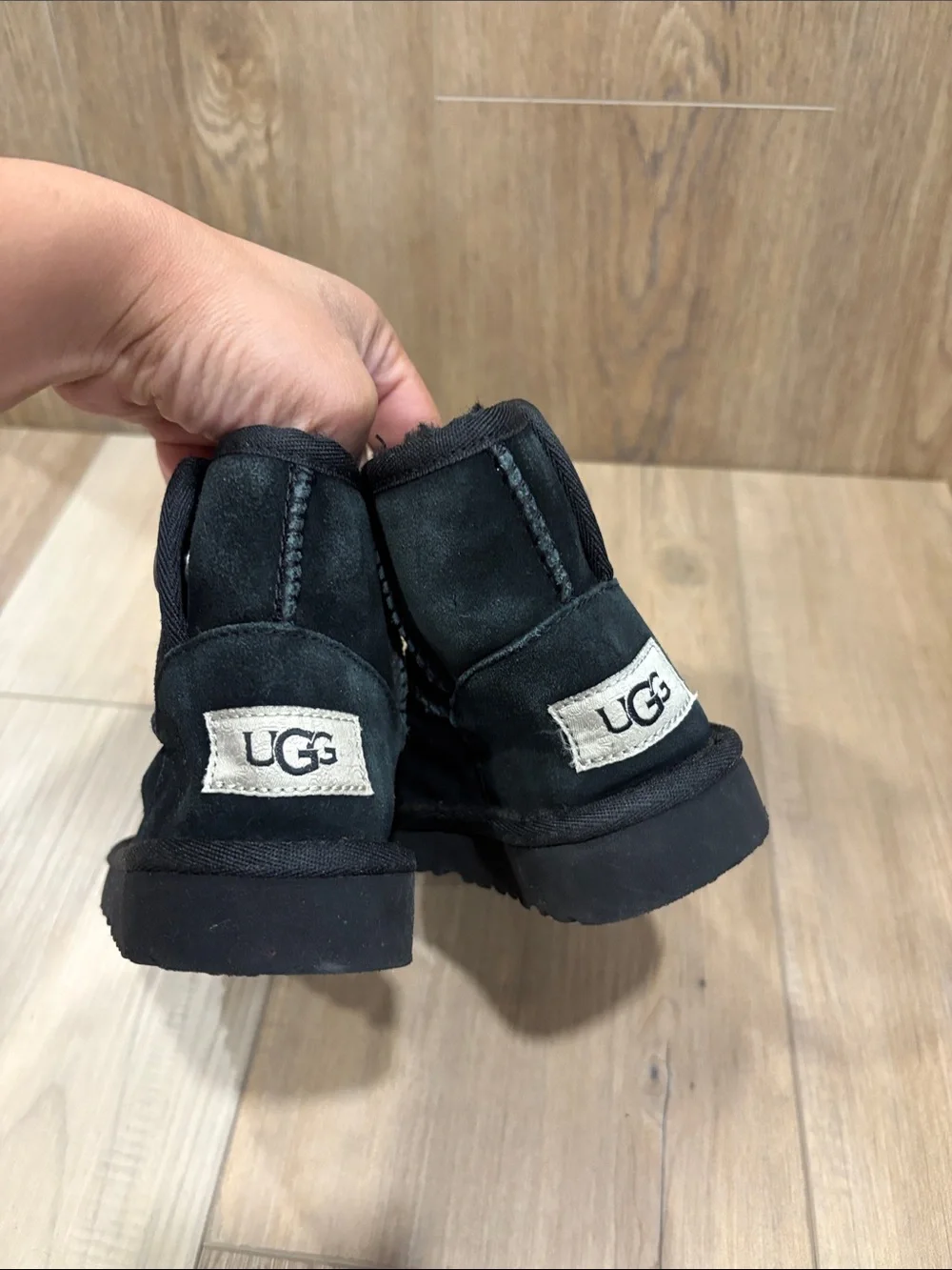 UGG Kids Black Mini Snap Button Suede Nubuck Jona Shearling Boots size 7C